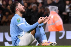 Cherki lập siêu phẩm và ăn mừng như Haaland